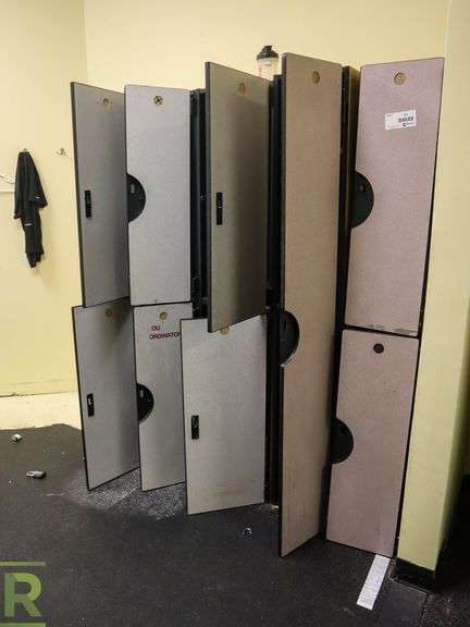 (5) 2-Bay Employee Lockers - Roller Auctions
