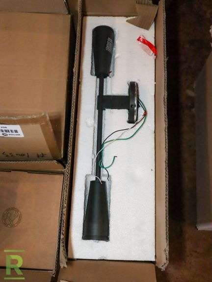 (4) Light Fixtures - Roller Auctions