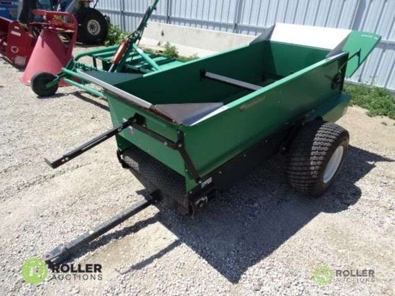 Earth and Turf 320 Pull Behind Multispread Topdresser Roller Auctions