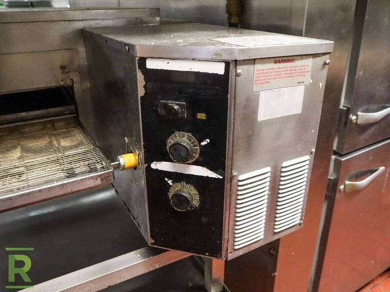 Lincoln Conveyor Oven With Equipment Stand - Roller Auctions