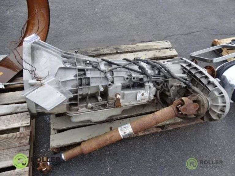 2008 Ford F350 Diesel Transmission and Transfer Case, Cracked Case