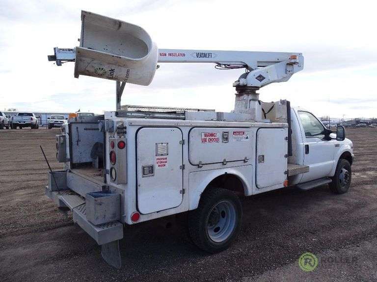 2000 FORD F450 Super Duty Bucket Truck, 6.8L V10, Automatic Transmission, Duals, VersaLift