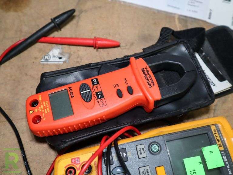 Wave Tek and Fluke Multimeter - Roller Auctions