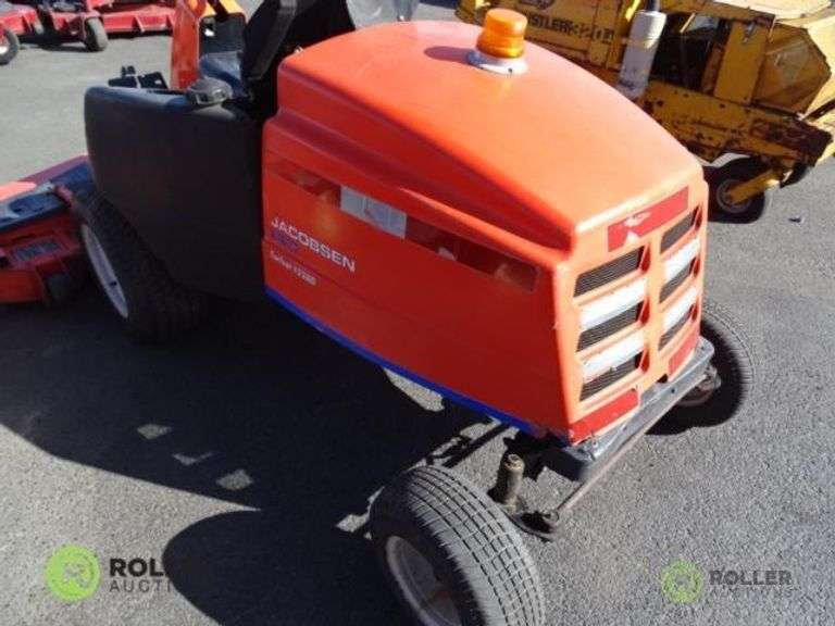 Jacobsen Turfcat T528D Textron 80in, Diesel Commercial Riding Lawn