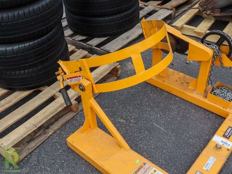 Global HK285B Bucket Carrier With Fork Pockets Roller Auctions