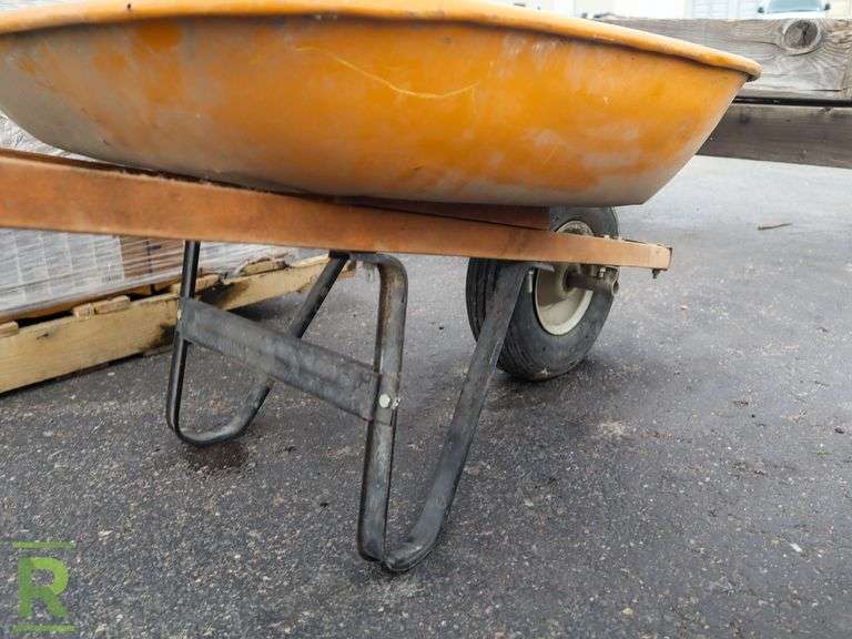 Wheelbarrow - Roller Auctions