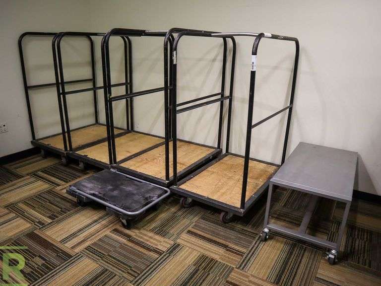 (6) Carts - Roller Auctions
