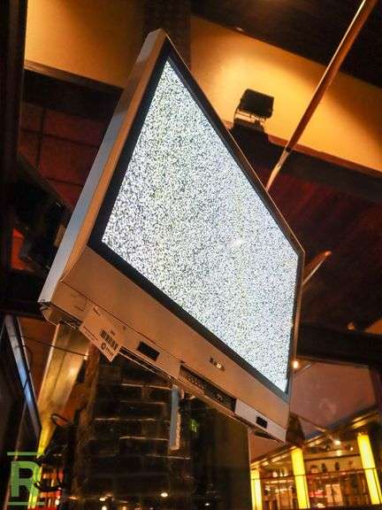 Panasonic TH42PX6OU TV 42" - Roller Auctions