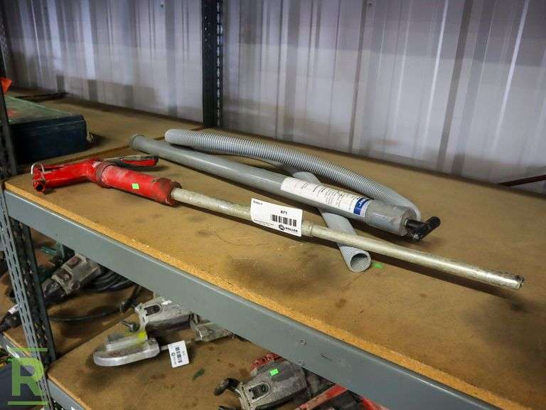 (2) Hand Pumps - Roller Auctions