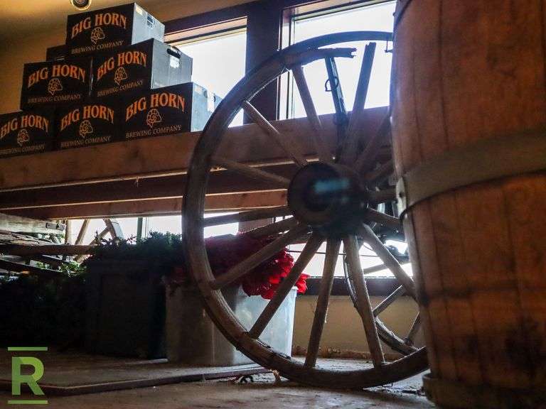 Wood Wagon - Roller Auctions
