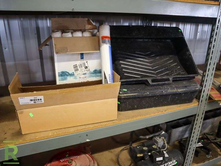 Paint Roller and Plastic Paint Trays - Roller Auctions