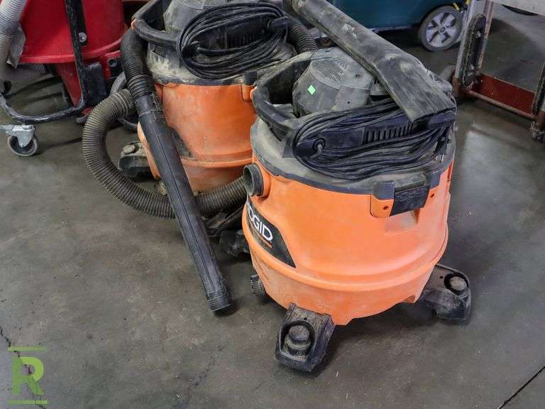 (2) Ridgid Wet/Dry Vacuums - Roller Auctions