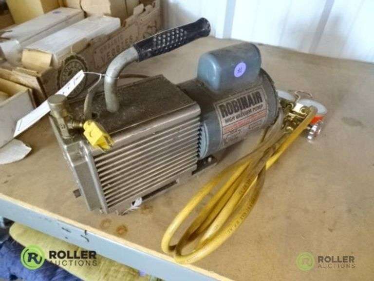 Robinair 15101A High Vacuum Electric Pump and Air Conditioning Gauge Roller Auctions