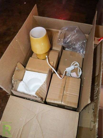 (4) Light Fixtures - Roller Auctions