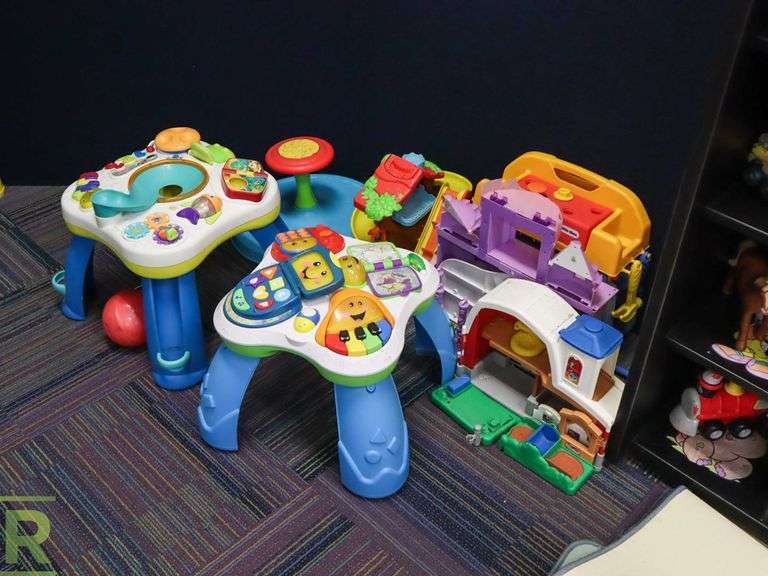 Assorted Toys - Roller Auctions