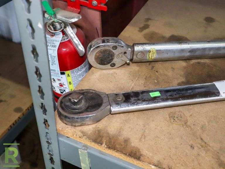 (2) Torque Wrenches - Roller Auctions