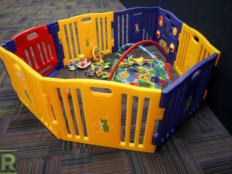 Baby Diego Play Pin With Baby Toys - Roller Auctions
