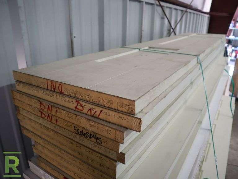Pallet of Assorted Slab Doors - Roller Auctions