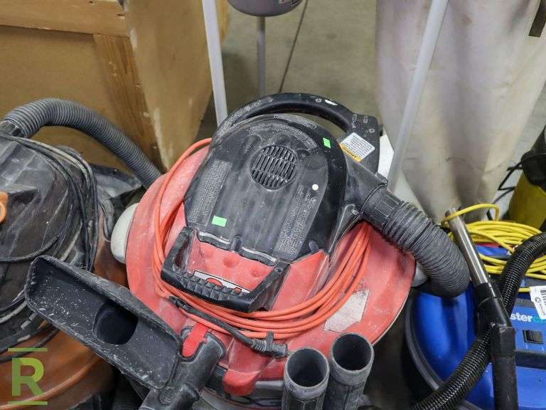 (2) Ridgid Wet/Dry Vacuums - Roller Auctions