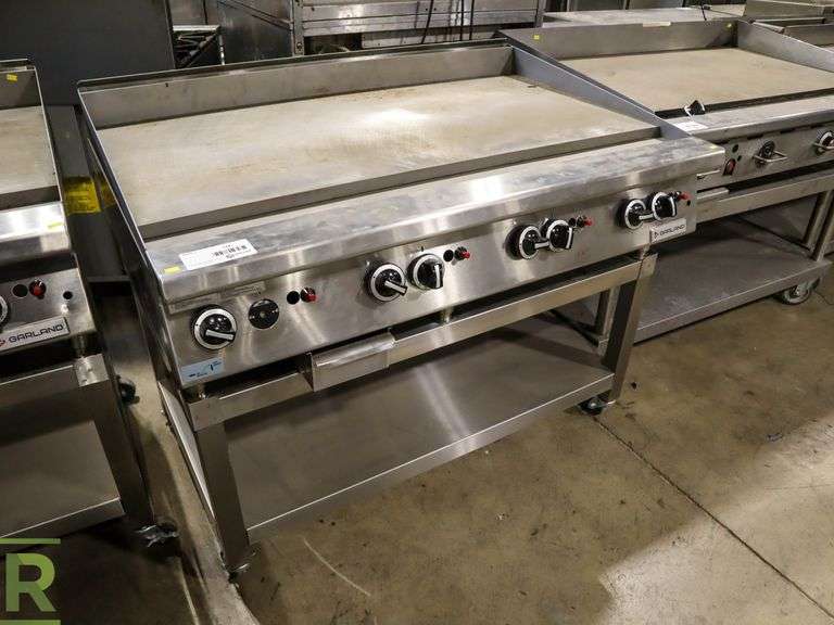 Garland GTGG48GT48M 48" Flat Top Griddle With Stand, Gas Roller Auctions