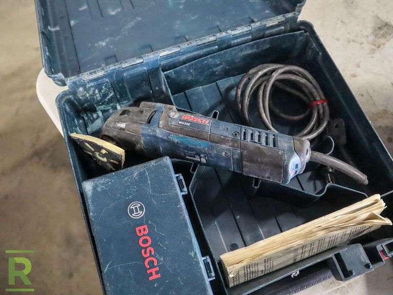 Bosch Oscillating Tool & Bosch 1347A Angle Grinder - Roller Auctions