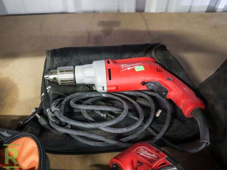 (4) Power Tools, Drills, Multi Tool & Router; DeWalt, Milwaukee and Ridgid - Roller Auctions