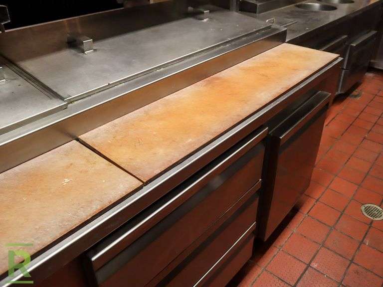 (9) Cutting Boards - Roller Auctions