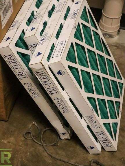 (2) Boxes Of TRI DIM Air Filters, 16 x 26 x2 and (4) 16x20x2 - Roller Auctions