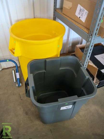 (2) Plastic Trash Cans - Roller Auctions