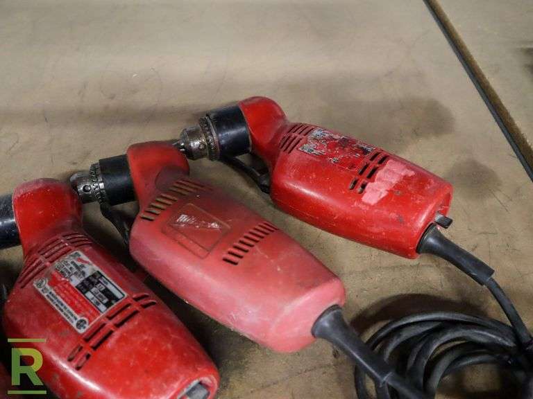 (4) Milwaukee Reversing Drills - Roller Auctions