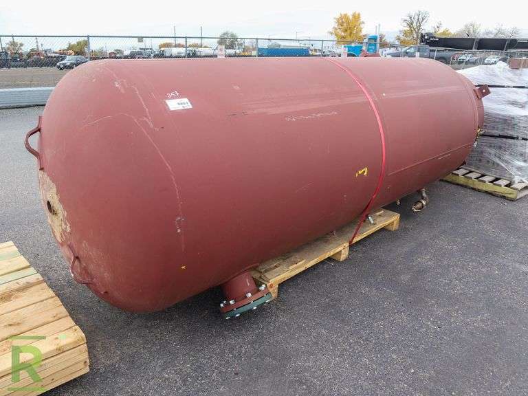 1000 Gallon Recovery Tank - Roller Auctions
