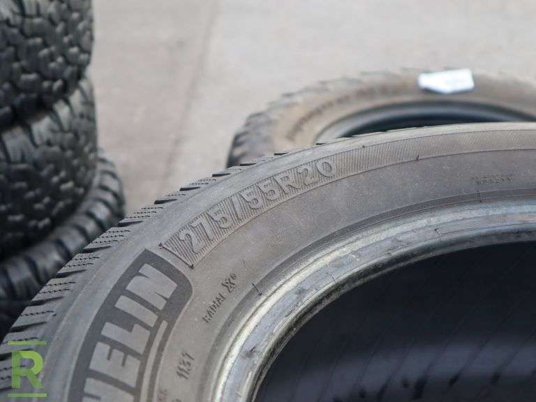 (4) 2017 Michelin 275/55R20 Tires - Roller Auctions