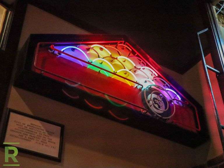 8-Ball Neon Sign - Roller Auctions