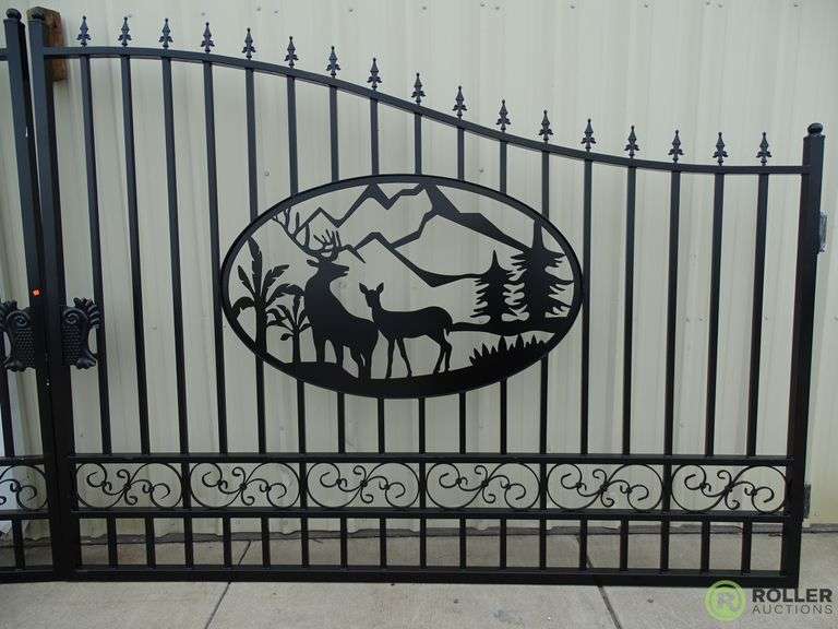 New Greatbear 20' Bi-Parting Wrought Iron Driveway Gate Set (2-Pieces) Missing Ball - Roller Auctions