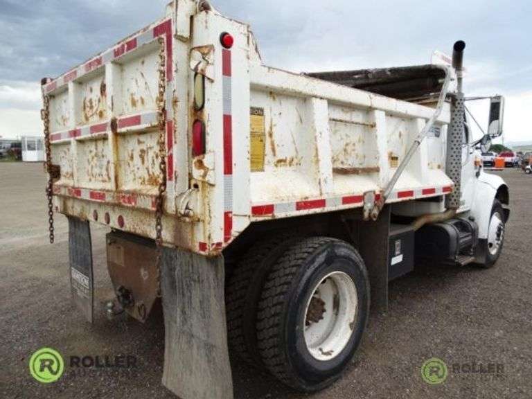 2001 INTERNATIONAL 4700 S/A DUMP TRUCK, 7.3L T444E Diesel, Automatic