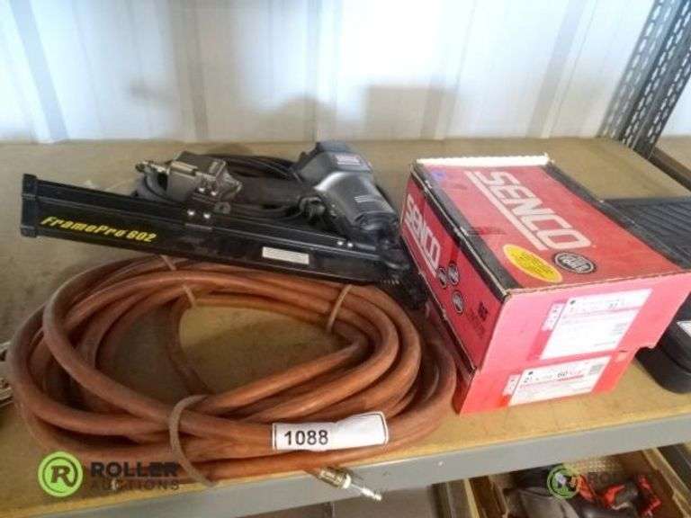 Senco Frame Pro 602 Framing Nailer, (2) Air Hoses and Senco Round Head