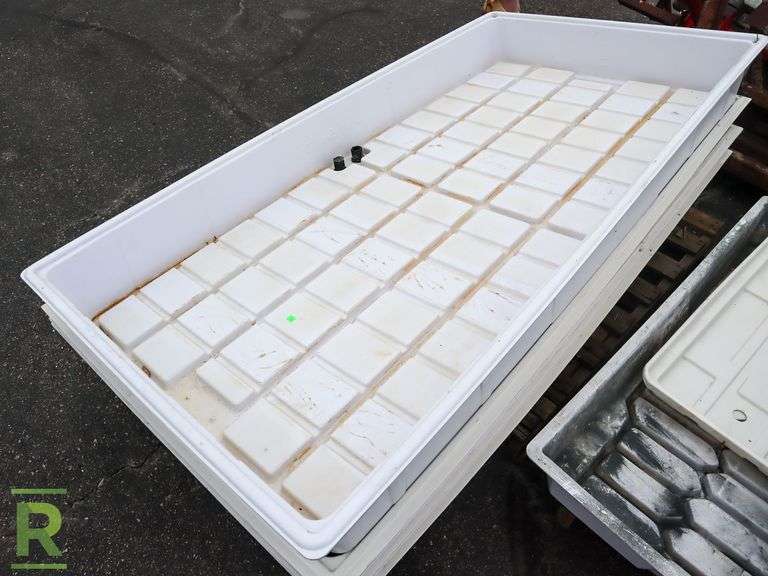 (4) Plastic Grow Bases, 40" x 76", Assorted Plastic Bases - Roller Auctions
