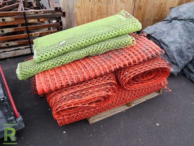 Pallet Of Snow/Construction Fence - Roller Auctions