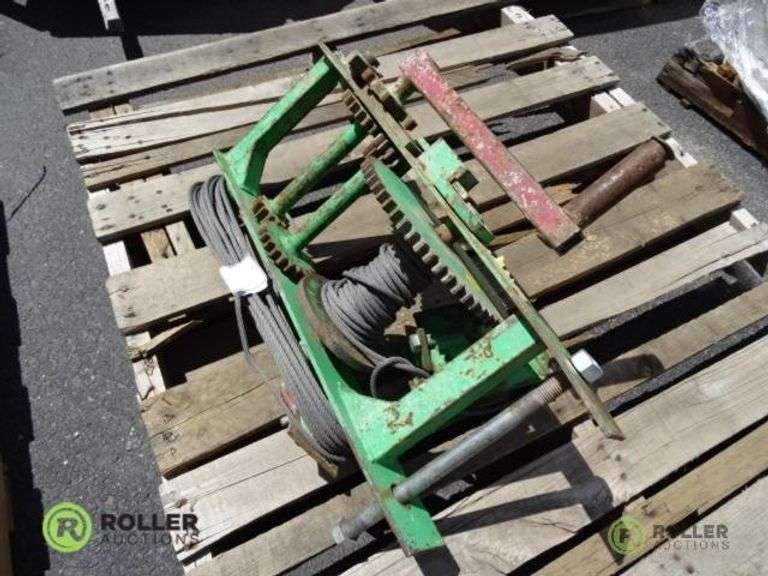 Cable Operated Manual Crank Scaffolding Hoist Roller Auctions