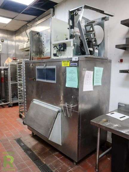 Hoshizaki Ice Maker, Cut Lines with Ice-O-Matic Bin, Inoperable - Roller Auctions