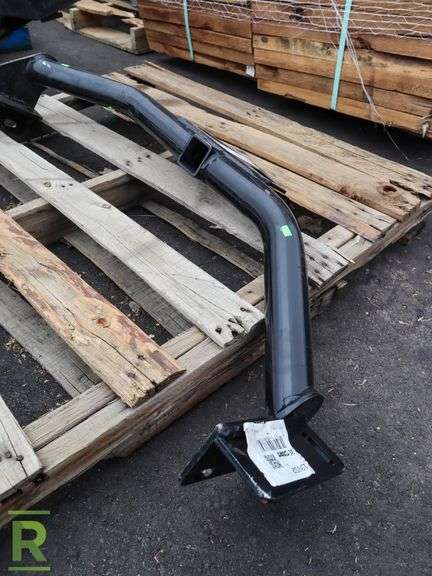 Curt Hitch Receiver - Roller Auctions