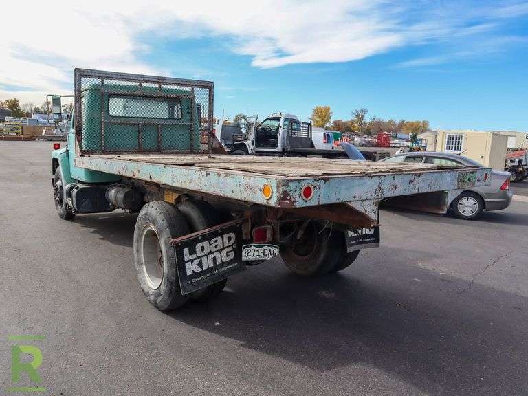 1981 International Harvester 1754 RWD Flatbed Truck - Roller Auctions