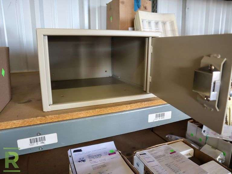 Permavault Strong Box With Keys - Roller Auctions