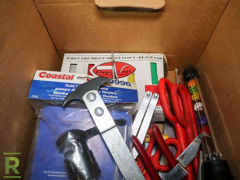 Tray of Tools, Cutters, Hose and Antifreeze Tester - Roller Auctions