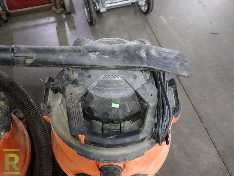 (2) Ridgid Wet/Dry Vacuums - Roller Auctions