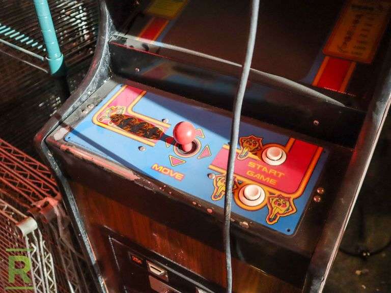 Midway Ms. Pac-Man Multi Game Arcade - Roller Auctions