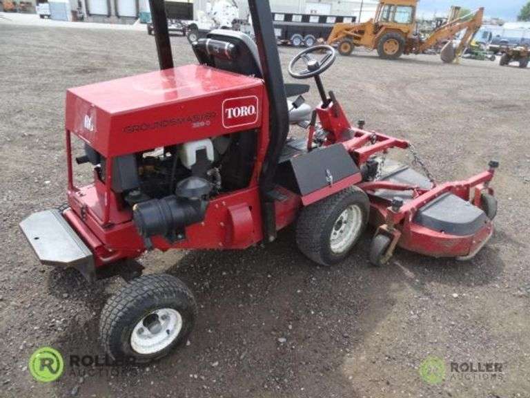 Toro Groundsmaster 328D RideOn Mower, 3Cylinder Diesel Engine, 72in