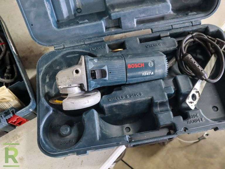 Bosch Oscillating Tool & Bosch 1347A Angle Grinder - Roller Auctions