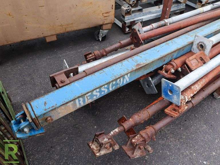 Pallet Of Assorted Shore Jacking - Roller Auctions