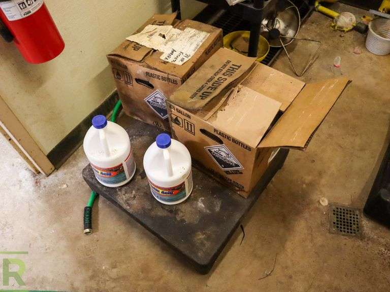 Room Of Pool Chemicals - Roller Auctions